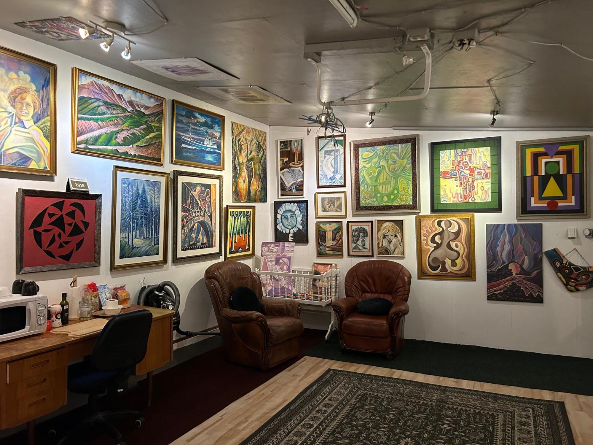 Brimarsbru Sleep Inn-Art Gallery Njarthvik Eksteriør billede